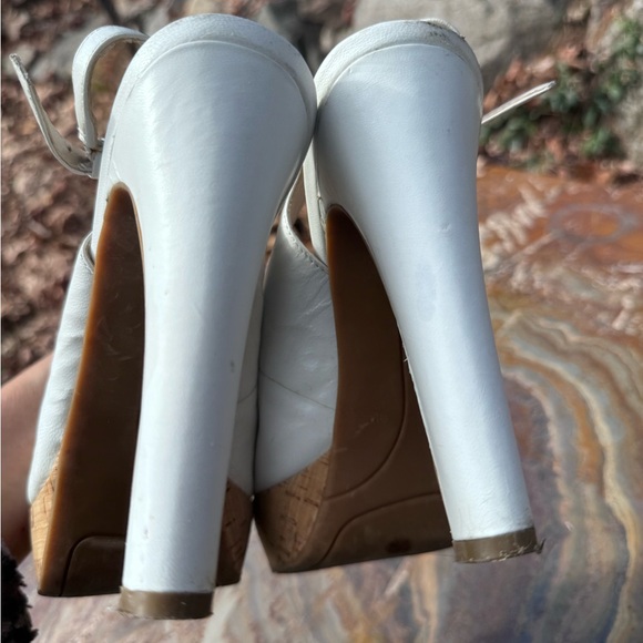 Nine West cork platform white slingback heels - Picture 2 of 6